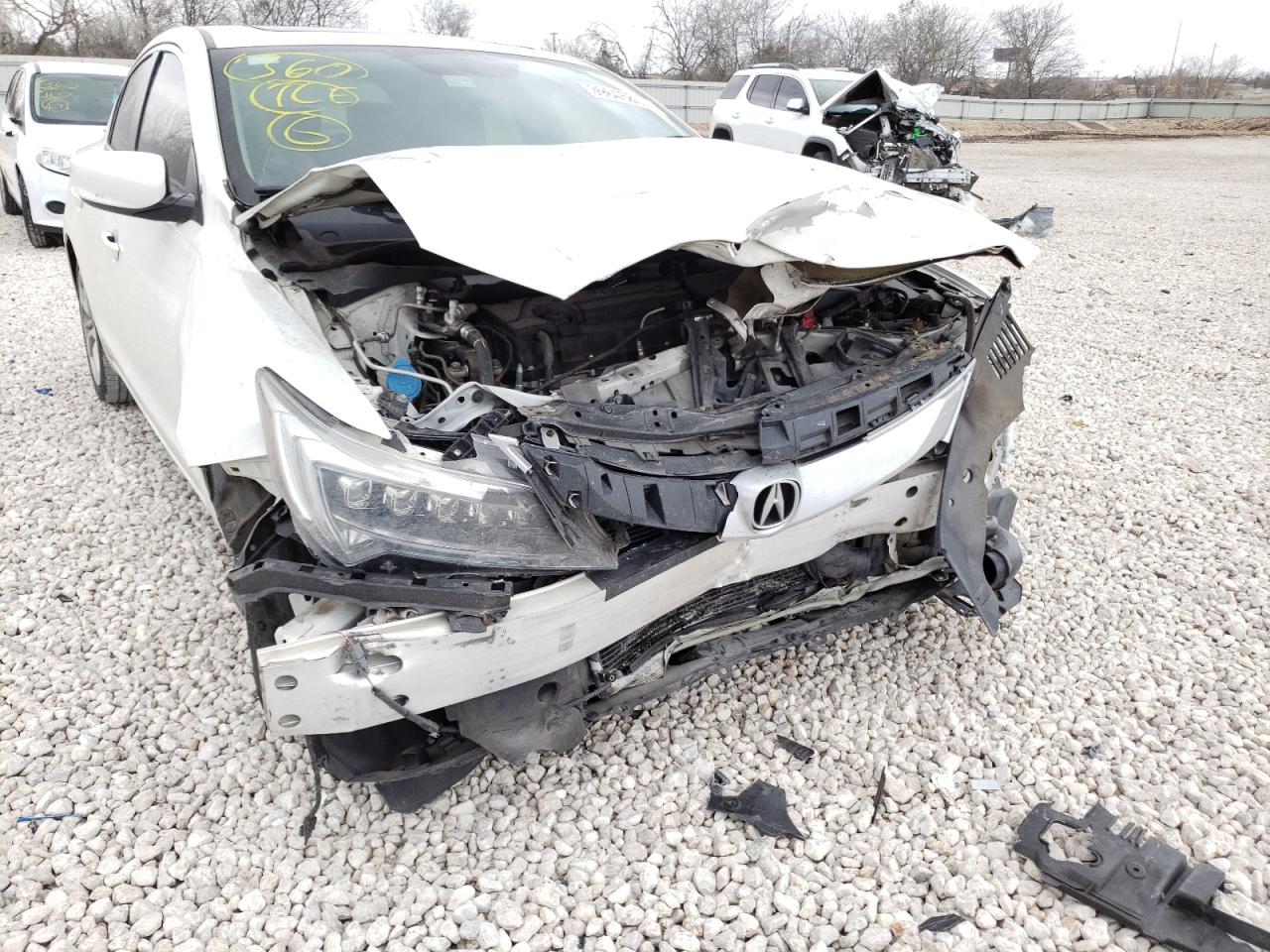 Photo 9 from auction – 2016 ACURA ILX BASE W with VIN 19UDE2F35GA020945