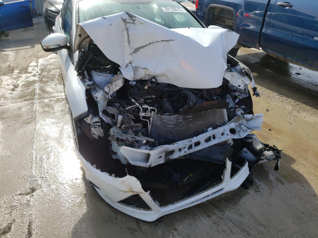 Photo 9 from auction – 2014 FORD FOCUS SE with VIN 1FADP3K24EL392764