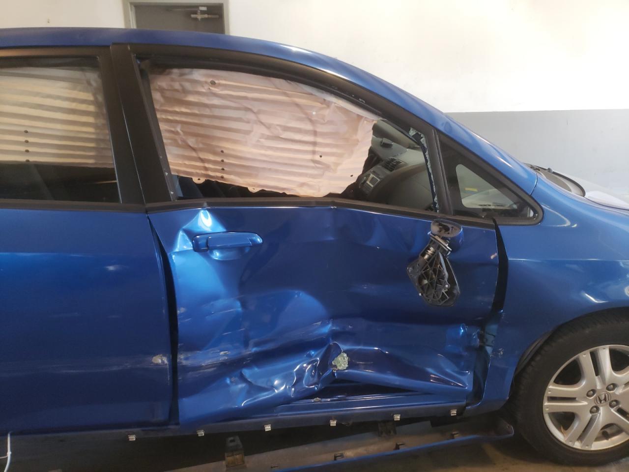Photo 9 from auction – 2008 HONDA FIT with VIN JHMGD38608S013486