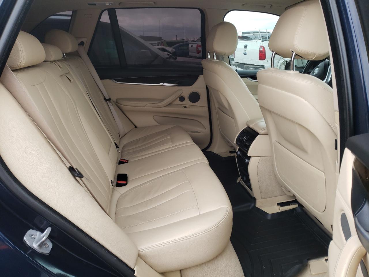 Photo 6 from auction – 2015 BMW X5 XDRIVE3 with VIN 5UXKS4C57F0J99380