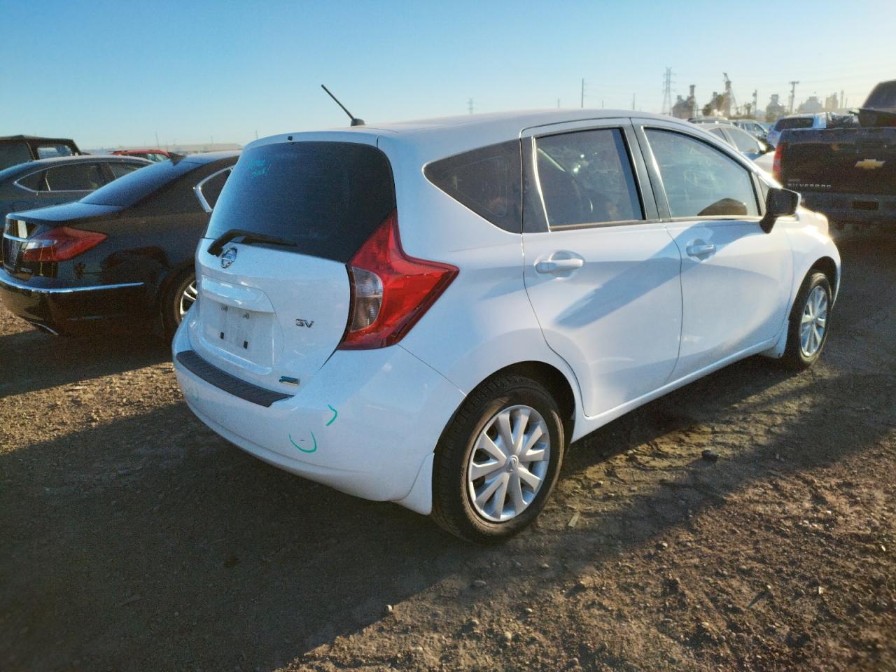 Photo 4 from auction – 2015 NISSAN VERSA NOTE with VIN 3N1CE2CP0FL430063