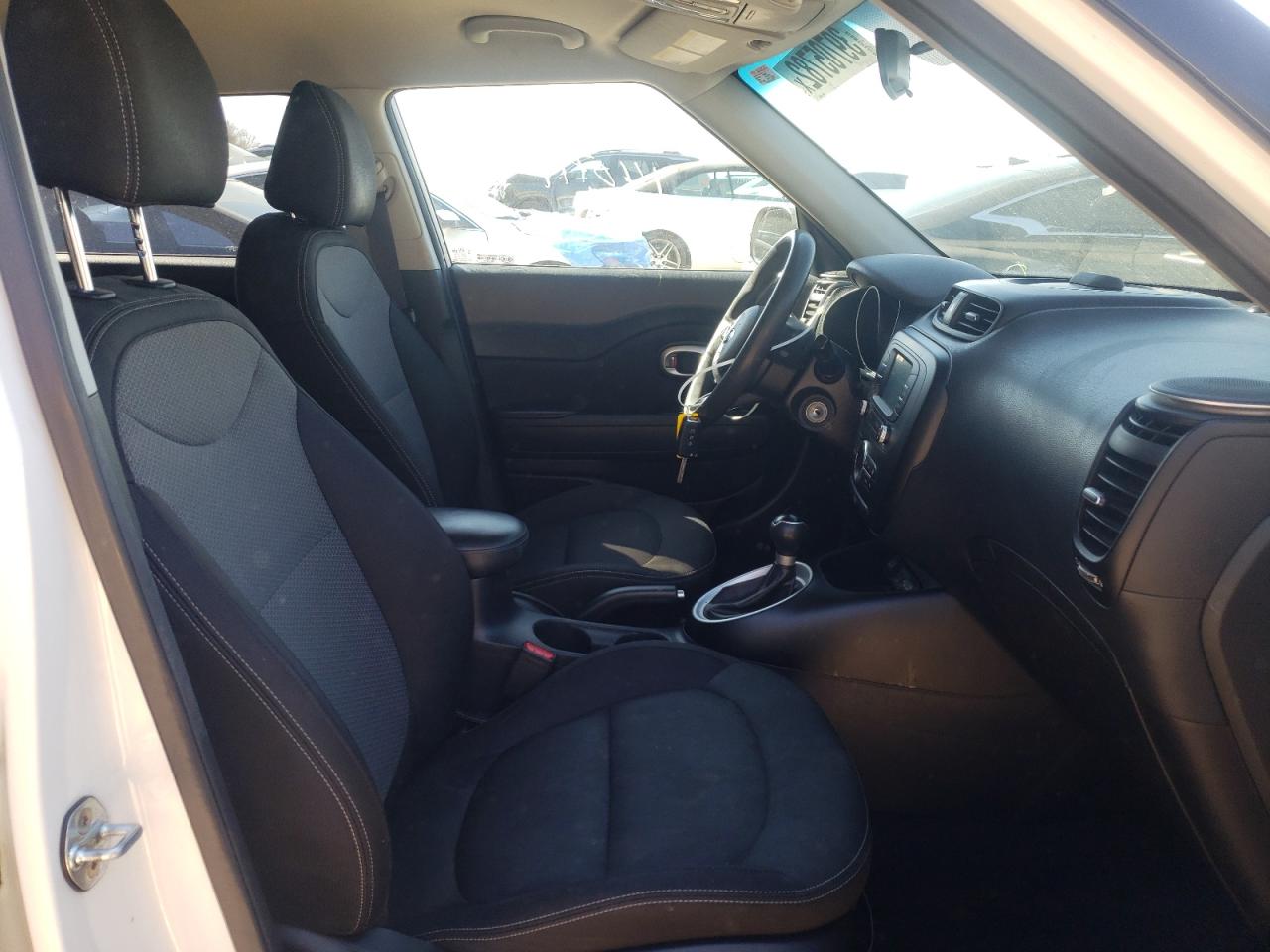 Photo 5 from auction – 2017 KIA SOUL + with VIN KNDJP3A53H7444357