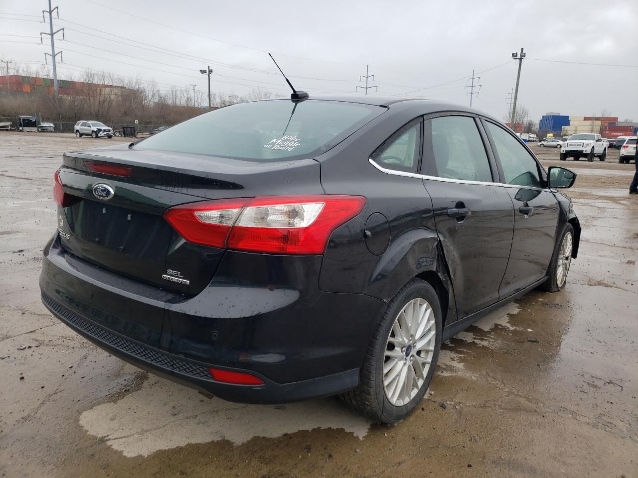 Фото 4 с аукциона – 2012 FORD FOCUS SEL с VIN 1FAHP3H2XCL473791
