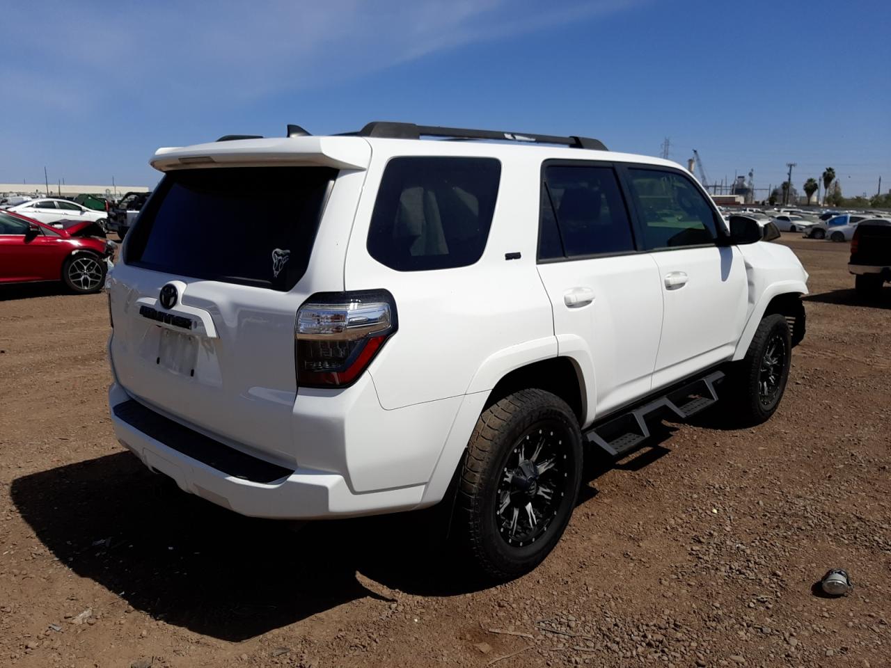 Photo 4 from auction – 2017 TOYOTA 4RUNNER SR with VIN JTEBU5JR6H5456683