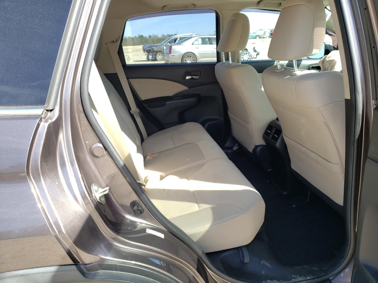 Photo 6 from auction – 2015 HONDA CR-V EX with VIN 2HKRM3H59FH533831