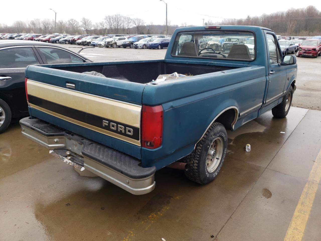 Photo 4 from auction – 1996 FORD F150 with VIN 2FTEF15N1TCA29874
