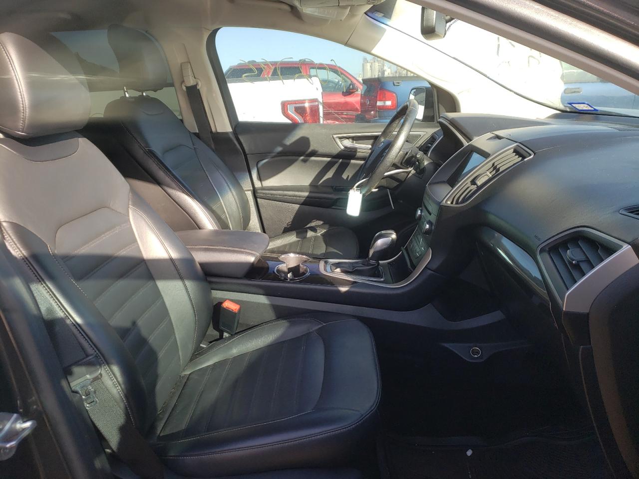 Photo 5 from auction – 2017 FORD EDGE SEL with VIN 2FMPK4J9XHBB31312