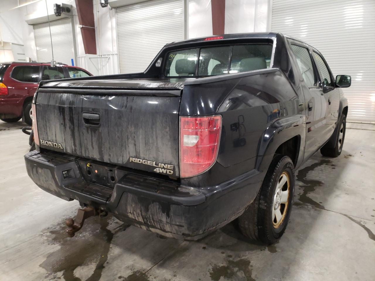 Photo 4 from auction – 2009 HONDA RIDGELINE with VIN 5FPYK16229B107178