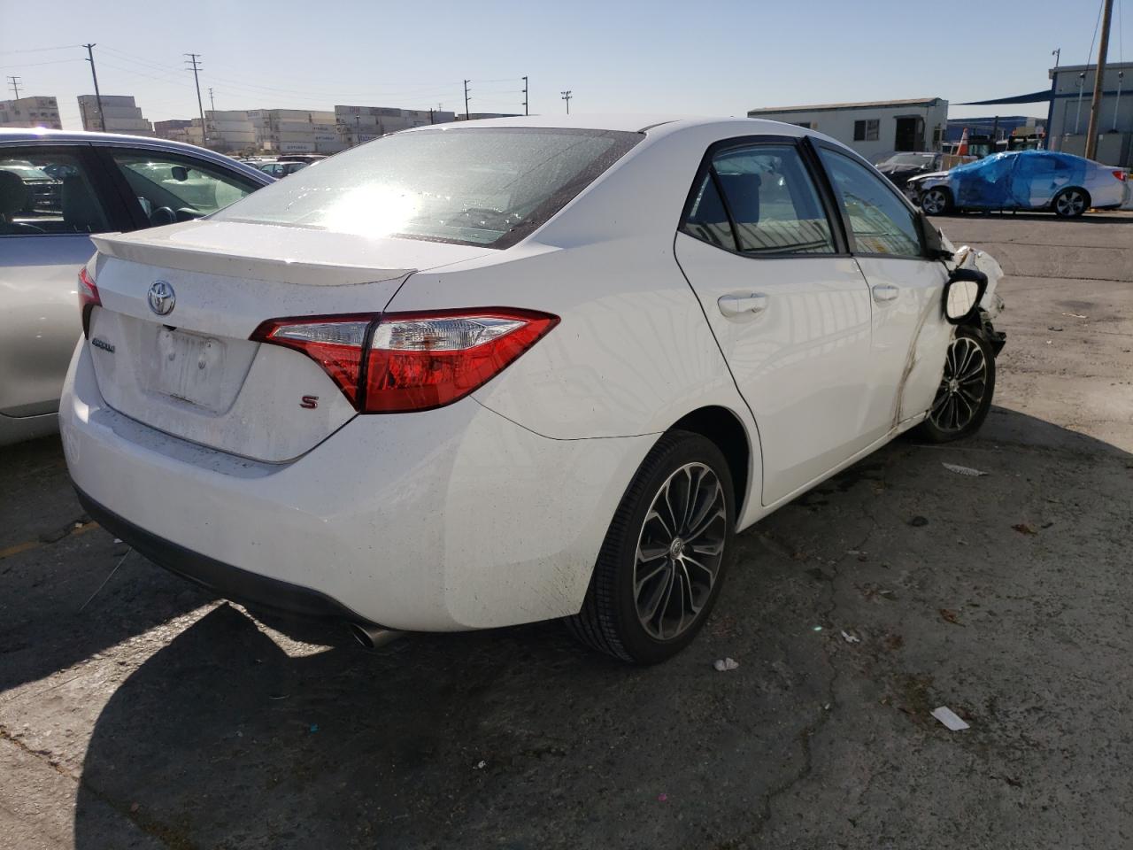 Photo 4 from auction – 2016 TOYOTA COROLLA L with VIN 5YFBURHE3GP402919