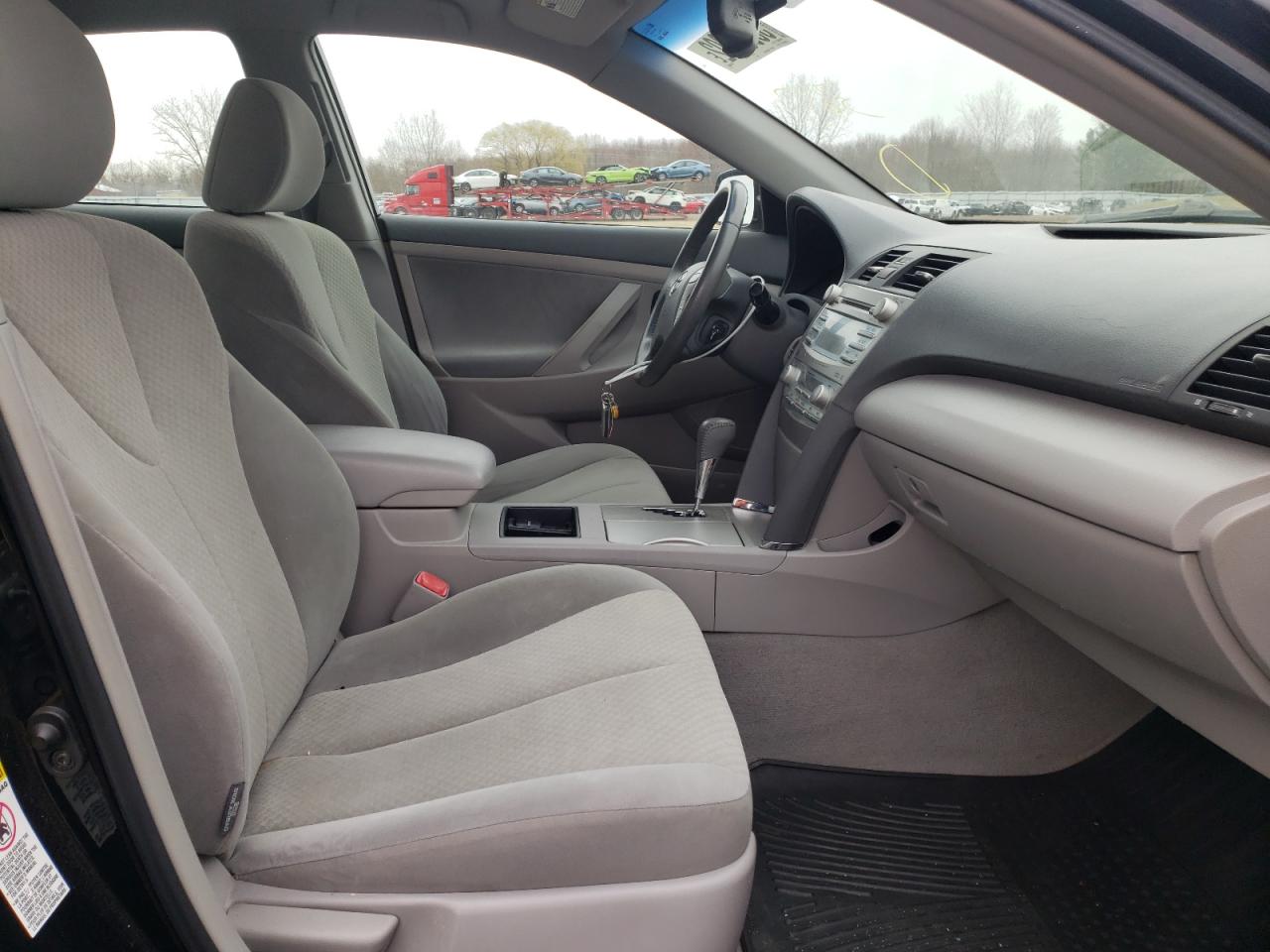 Photo 5 from auction – 2009 TOYOTA CAMRY with VIN 4T1BB46K09U066939