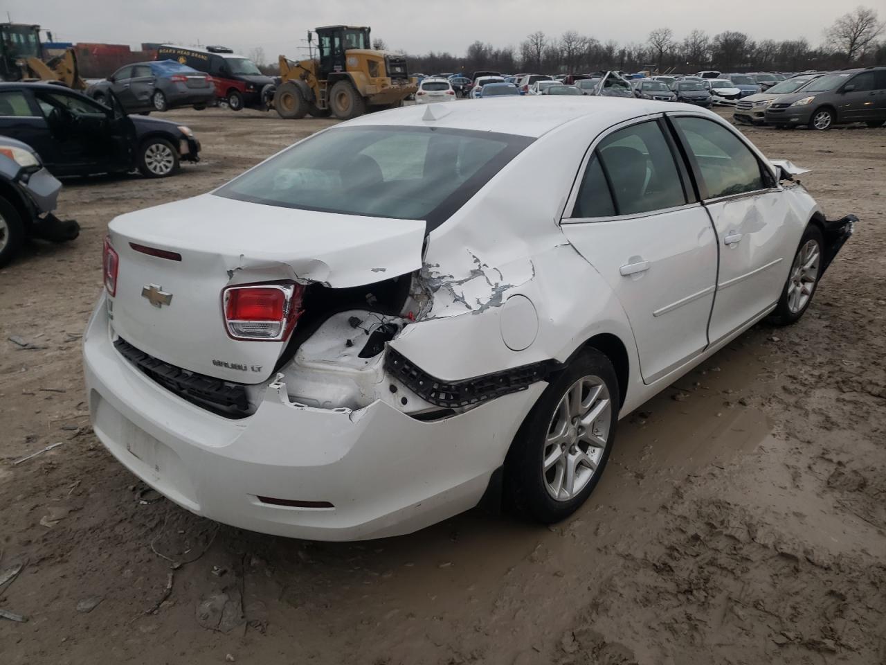 Photo 4 from auction – 2014 CHEVROLET MALIBU 1LT with VIN 1G11C5SL9EF275301