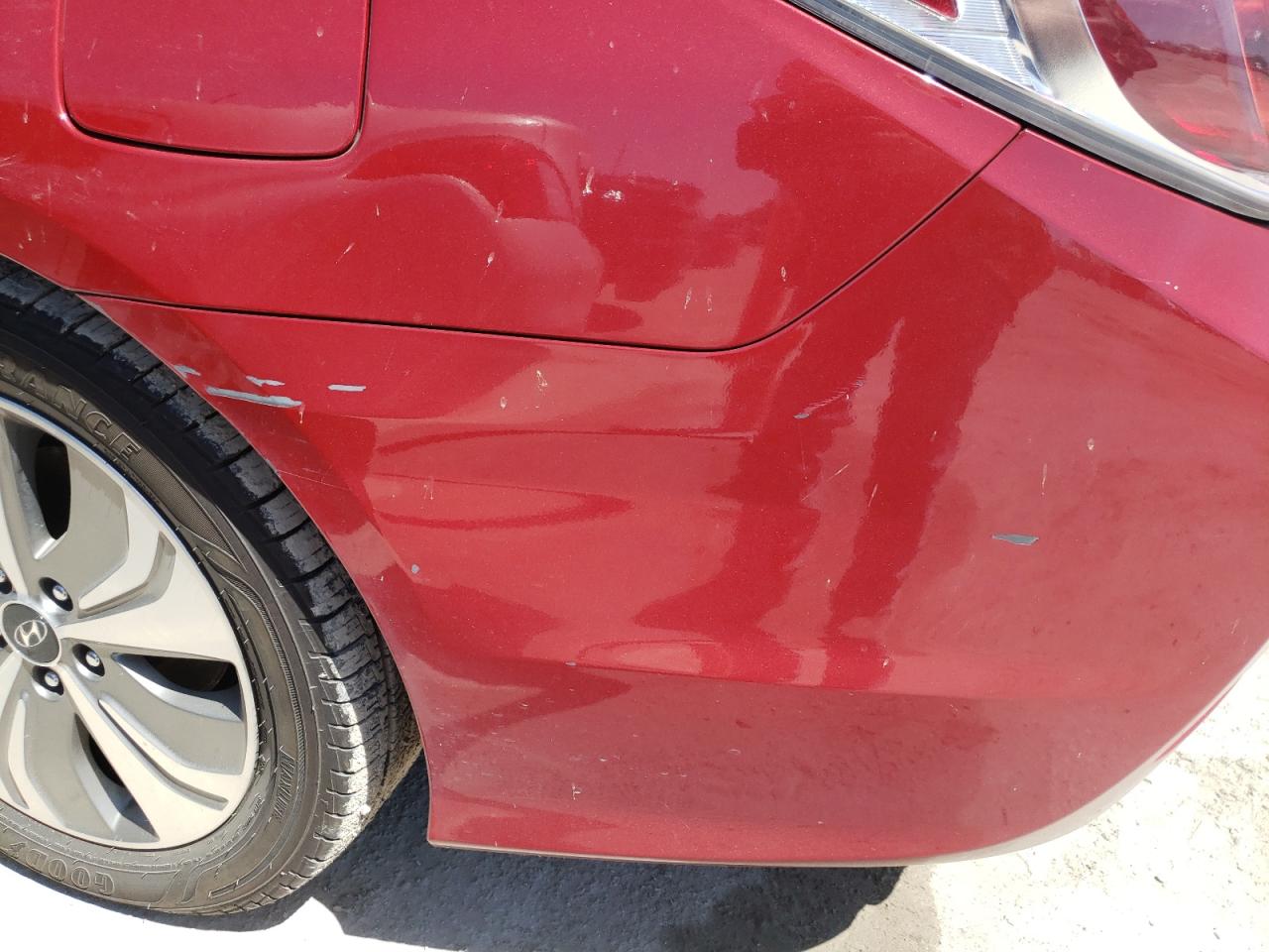 Photo 9 from auction – 2015 HYUNDAI SONATA HYB with VIN KMHEC4A41FA119485