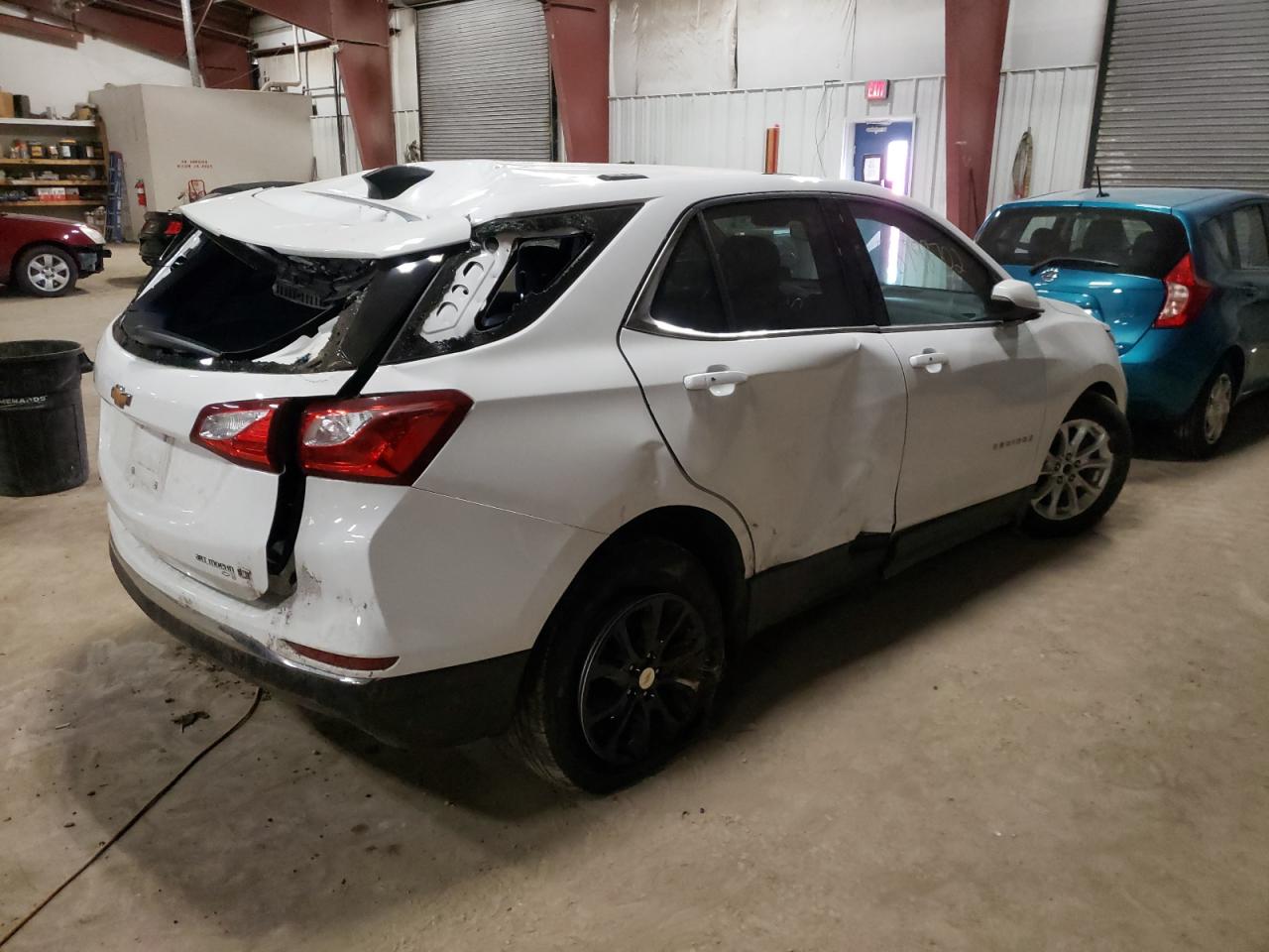 Photo 4 from auction – 2018 CHEVROLET EQUINOX LT with VIN 2GNAXJEV7J6350817