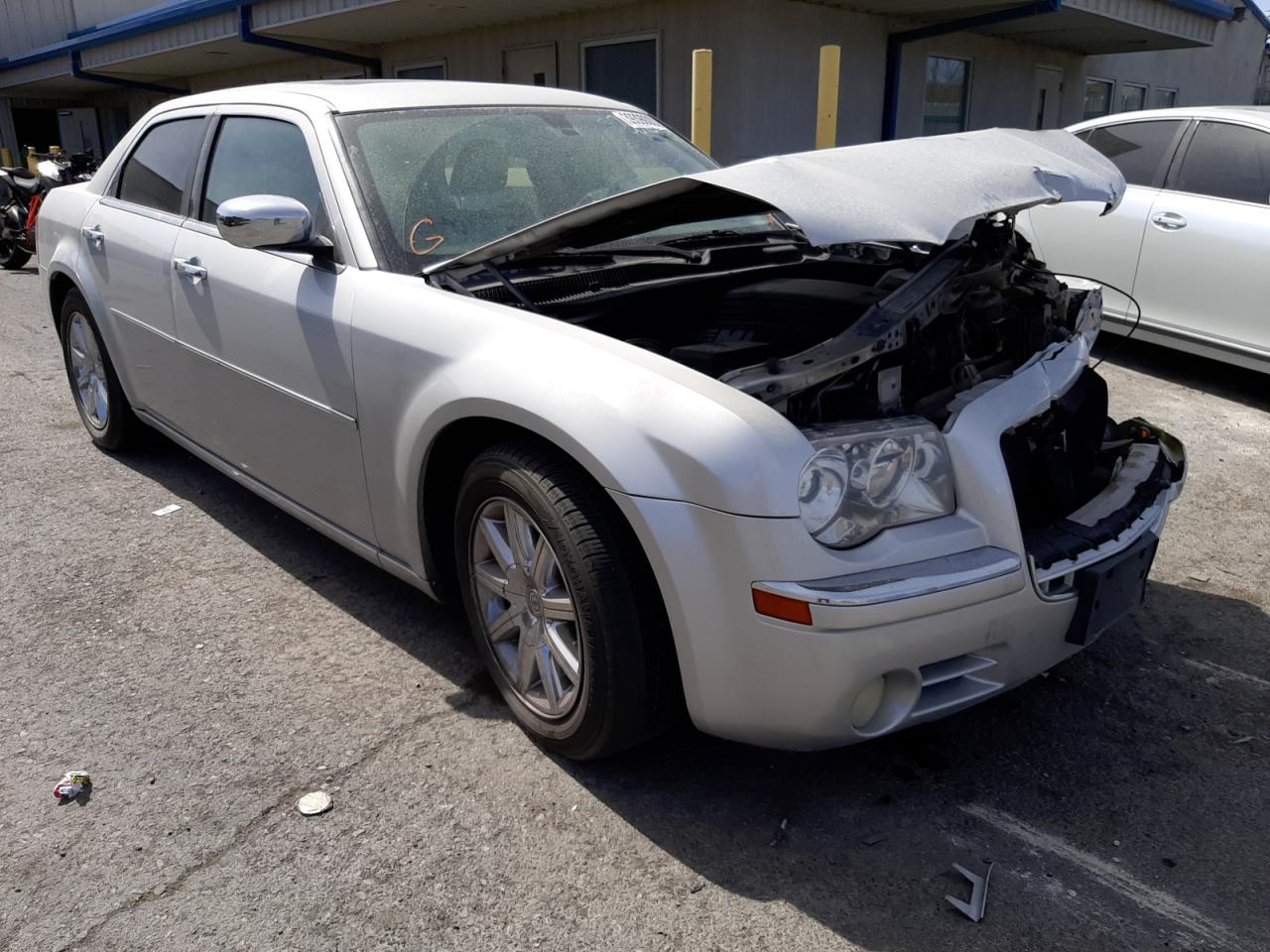 CHRYSLER 300C 2007 with VIN 2C3KA63H37H748455 - Photo from auction