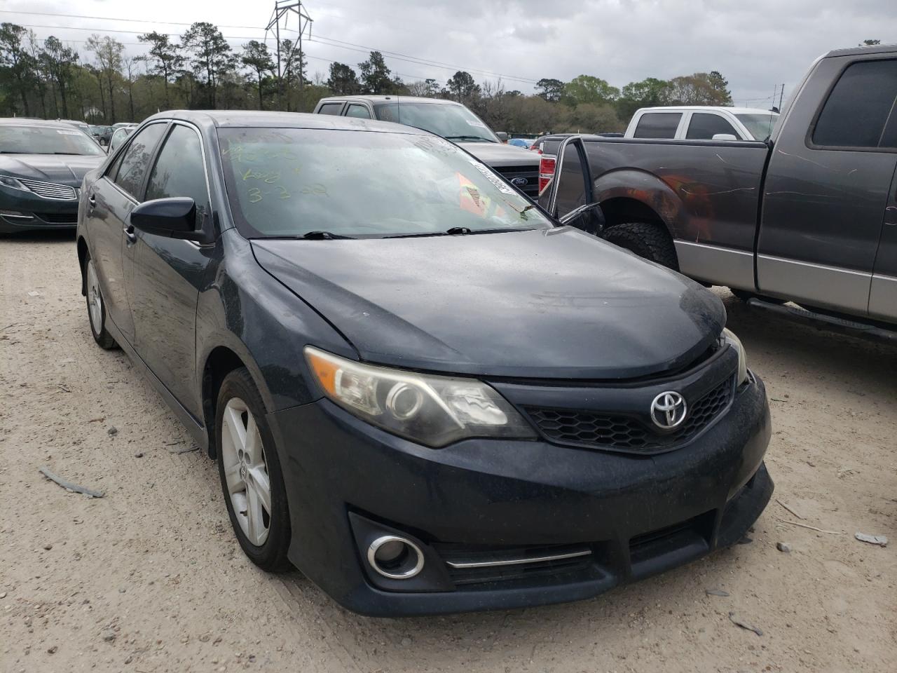 TOYOTA CAMRY L 2014 with VIN 4T1BF1FK4EU799038 - Photo from auction