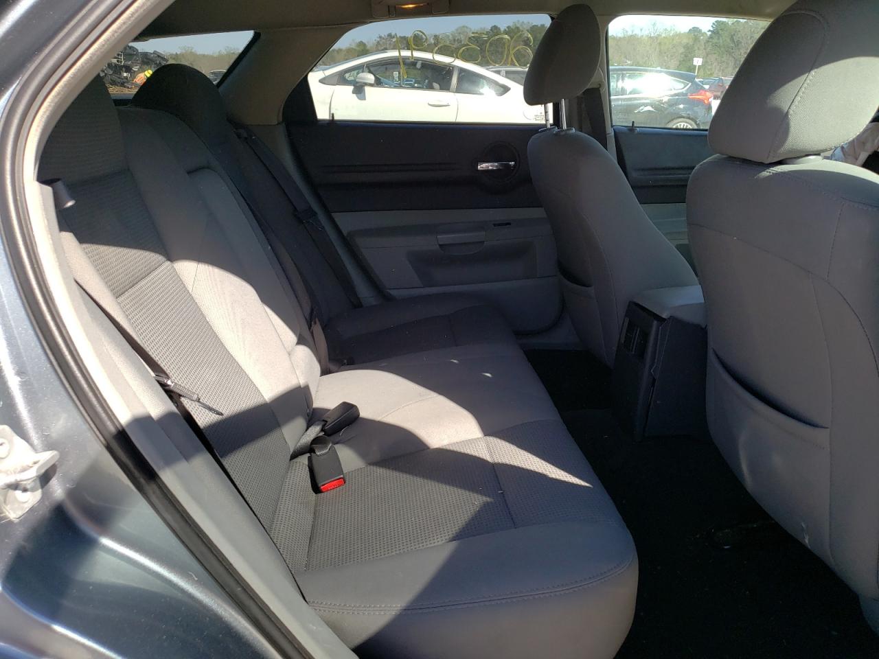 Photo 6 from auction – 2007 DODGE MAGNUM SXT with VIN 2D4FV47V87H842307