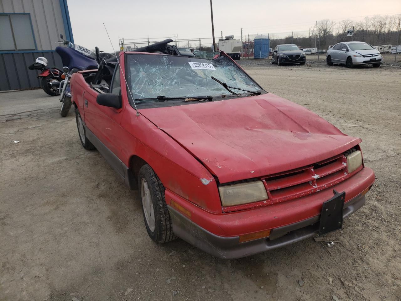 DODGE SHADOW ES 1991 with VIN 3B3XP65K4MT594237 - Photo from auction