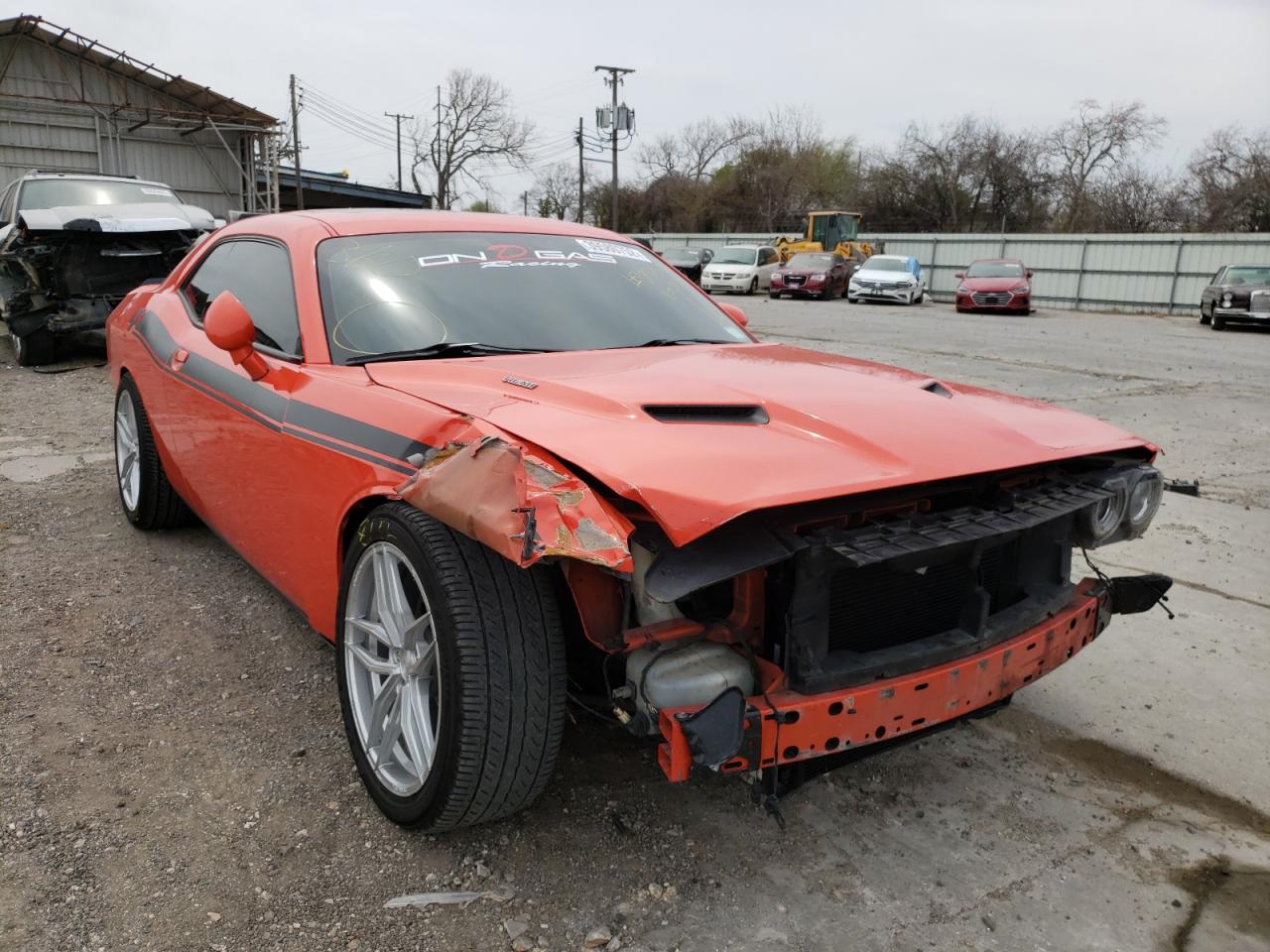 DODGE CHALLENGER 2018 with VIN 2C3CDZBT5JH202668 - Photo from auction