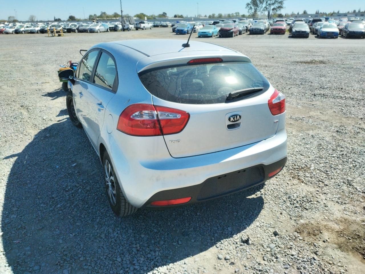 Photo 3 from auction – 2013 KIA RIO LX with VIN KNADM5A31D6291829
