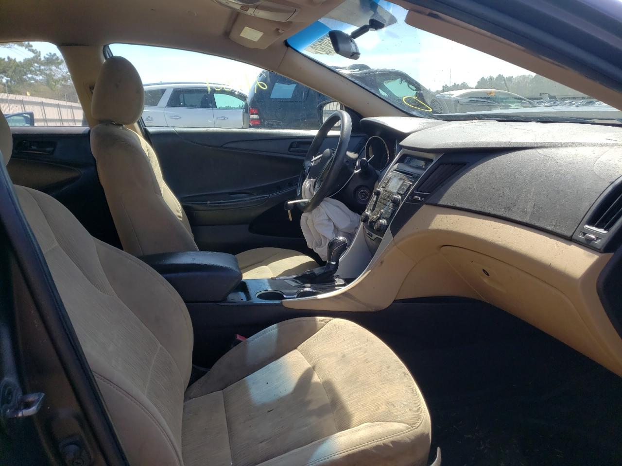 Photo 5 from auction – 2011 HYUNDAI SONATA GLS with VIN 5NPEB4AC7BH303220