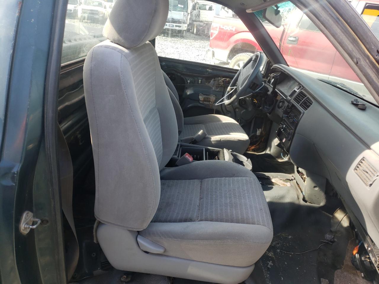 Photo 5 from auction – 1995 TOYOTA T100 with VIN JT4UD10D2S0004472
