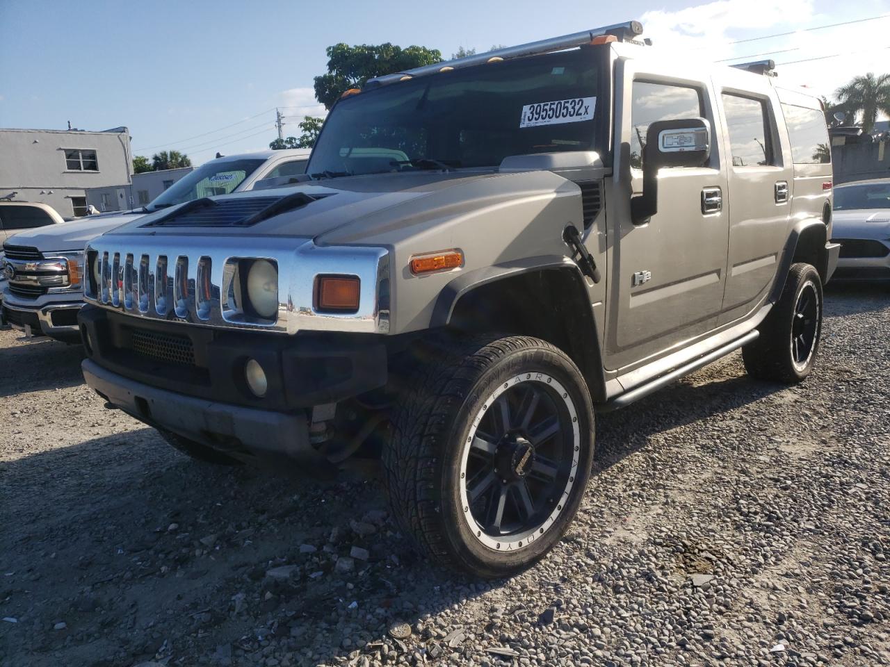 Photo 2 from auction – 2003 HUMMER H2 with VIN 5GRGN23U33H121202