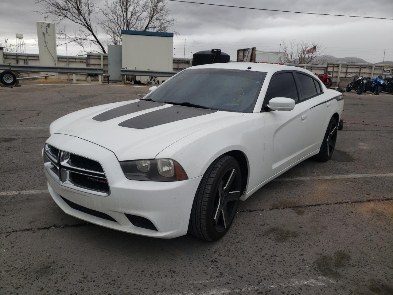 Photo 2 from auction – 2013 DODGE CHARGER SE with VIN 2C3CDXBGXDH625645