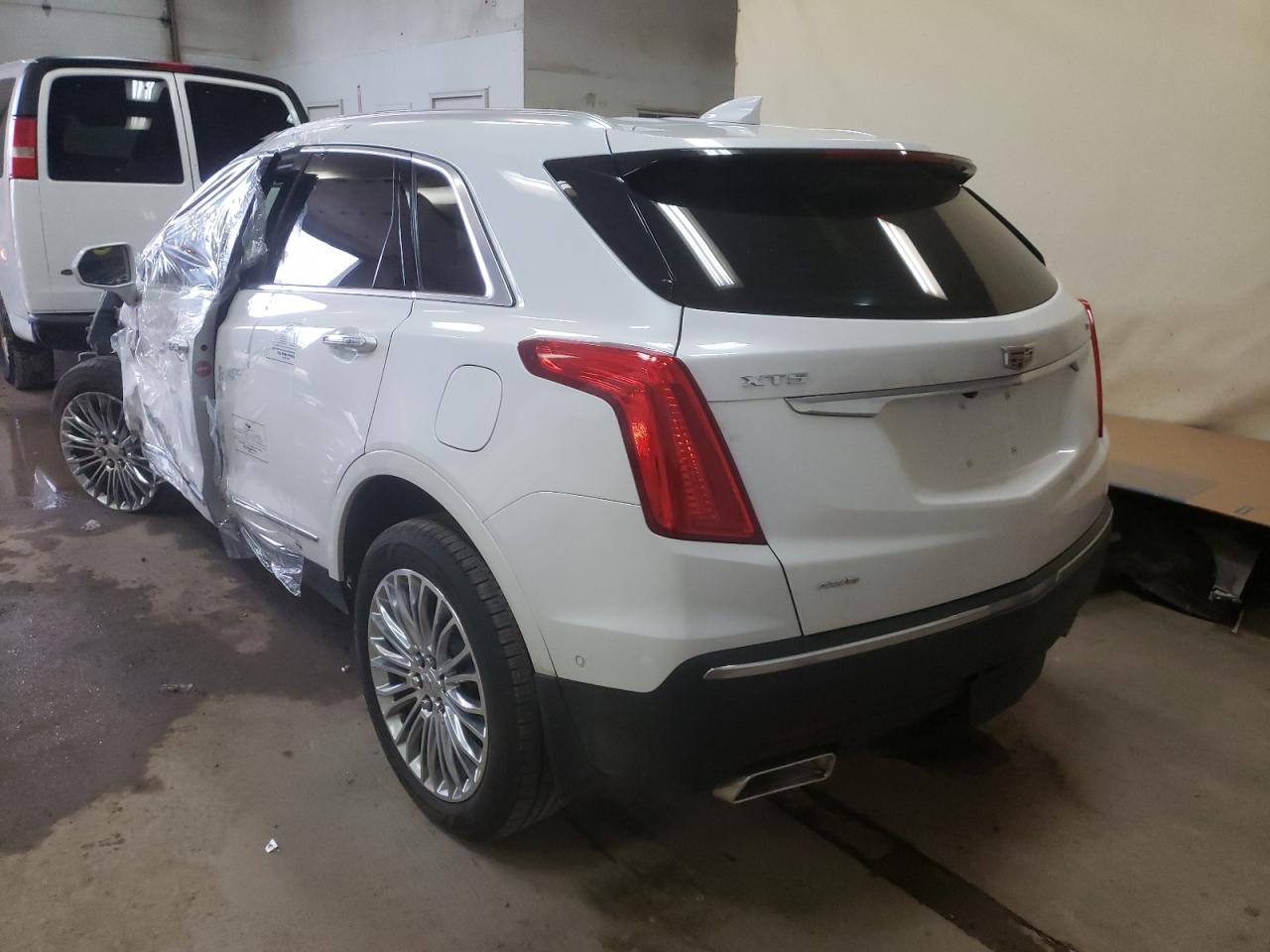 Photo 3 from auction – 2017 CADILLAC XT5 PREMIU with VIN 1GYKNERS4HZ236910