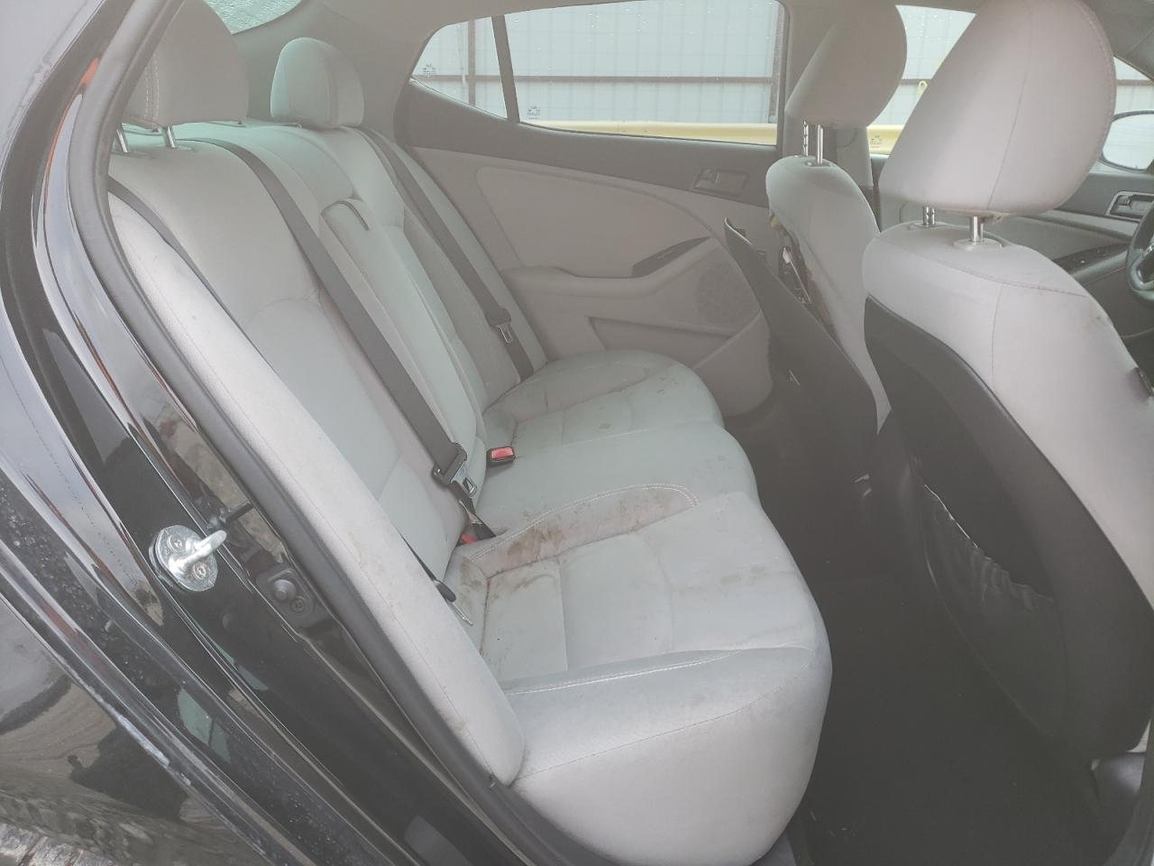 Photo 6 from auction – 2012 KIA OPTIMA LX with VIN 5XXGM4A75CG038297
