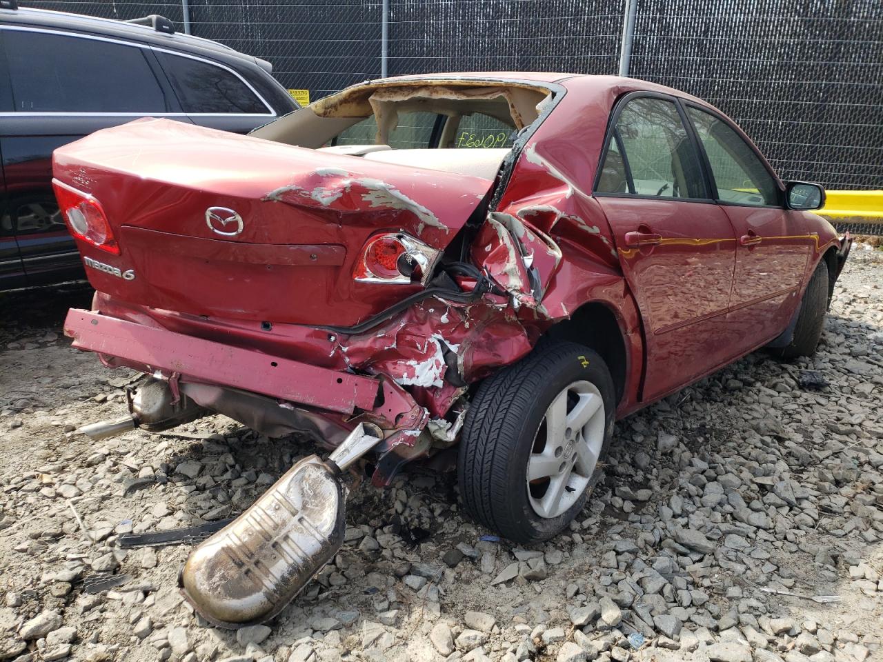 Photo 4 from auction – 2003 MAZDA 6 with VIN 1YVFP80DX35M35486
