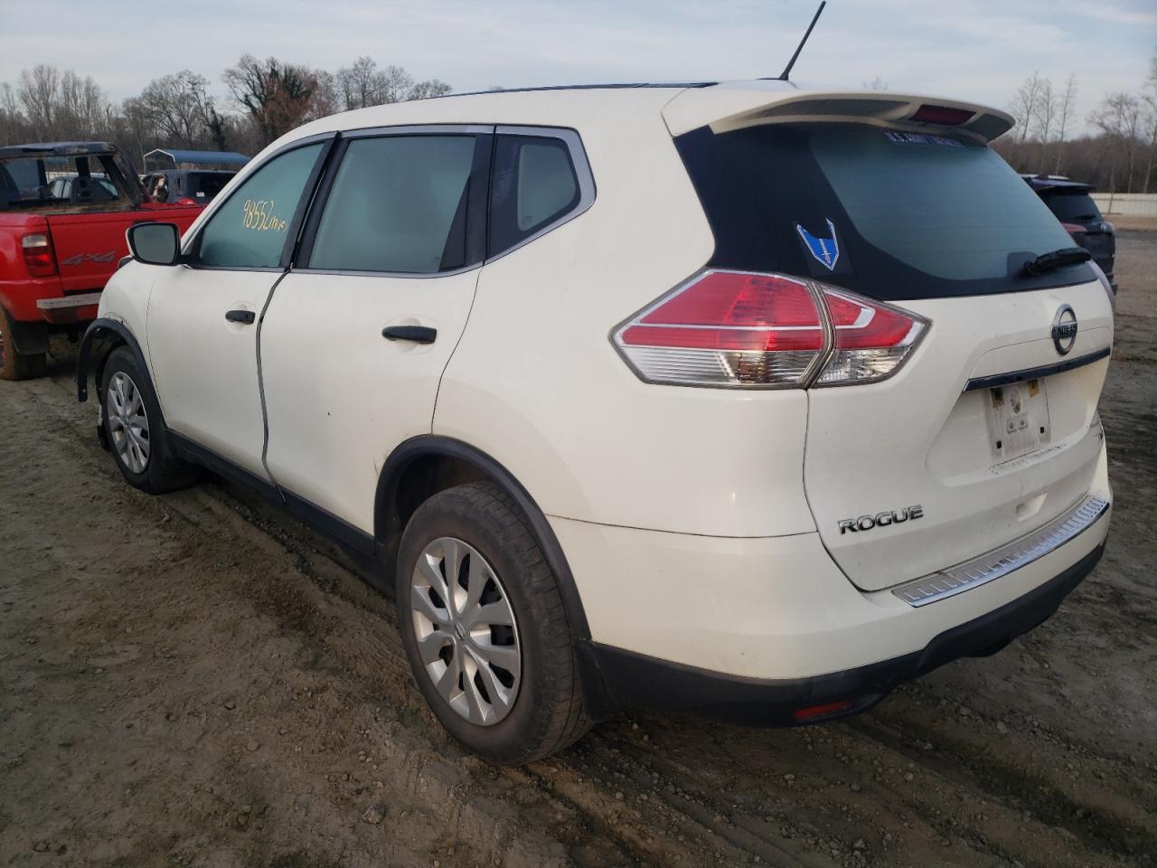 Photo 3 from auction – 2016 NISSAN ROGUE S with VIN KNMAT2MV0GP704598