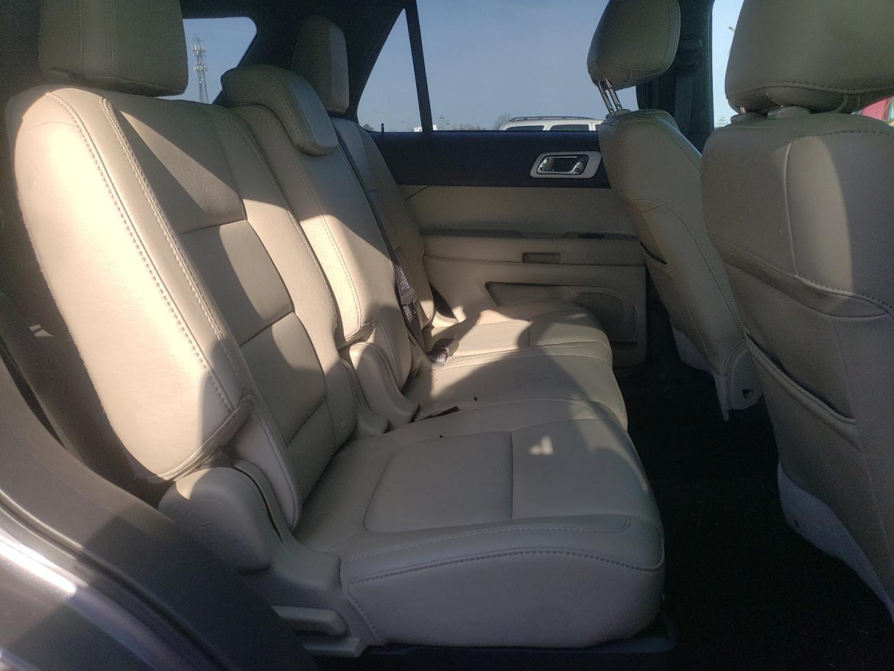 Photo 6 from auction – 2014 FORD EXPLORER X with VIN 1FM5K8D81EGA16314