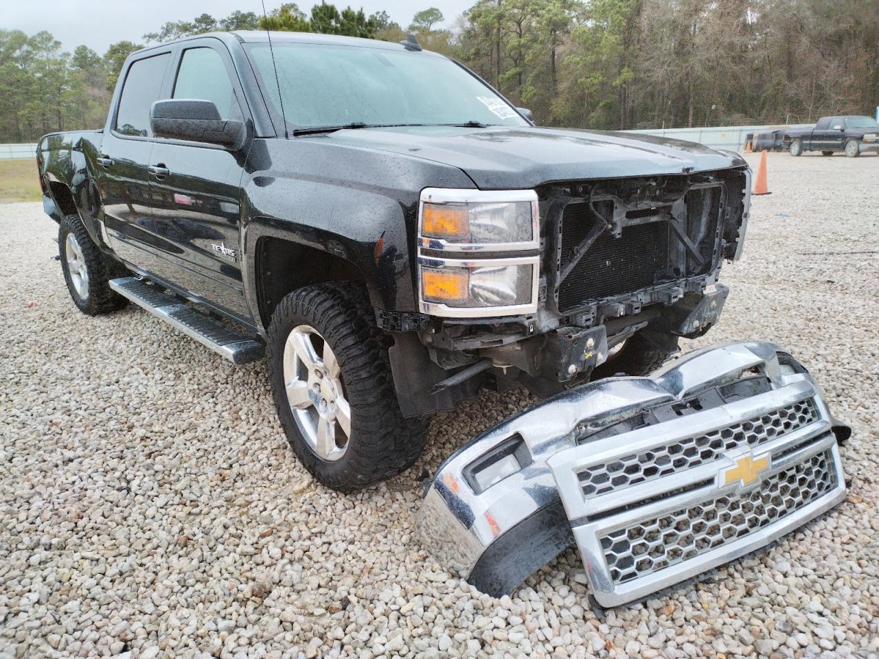 CHEVROLET SILVERADO 2015 with VIN 3GCPCREC2FG400417 - Photo from auction