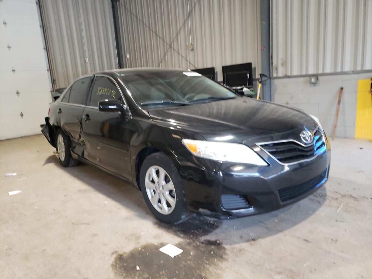 Zdjęcie 1 z aukcji – 2011 TOYOTA CAMRY BASE z VIN 4T1BF3EK3BU203815