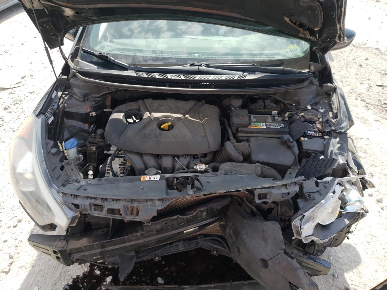 Photo 7 from auction – 2015 KIA FORTE LX with VIN KNAFK4A6XF5430691