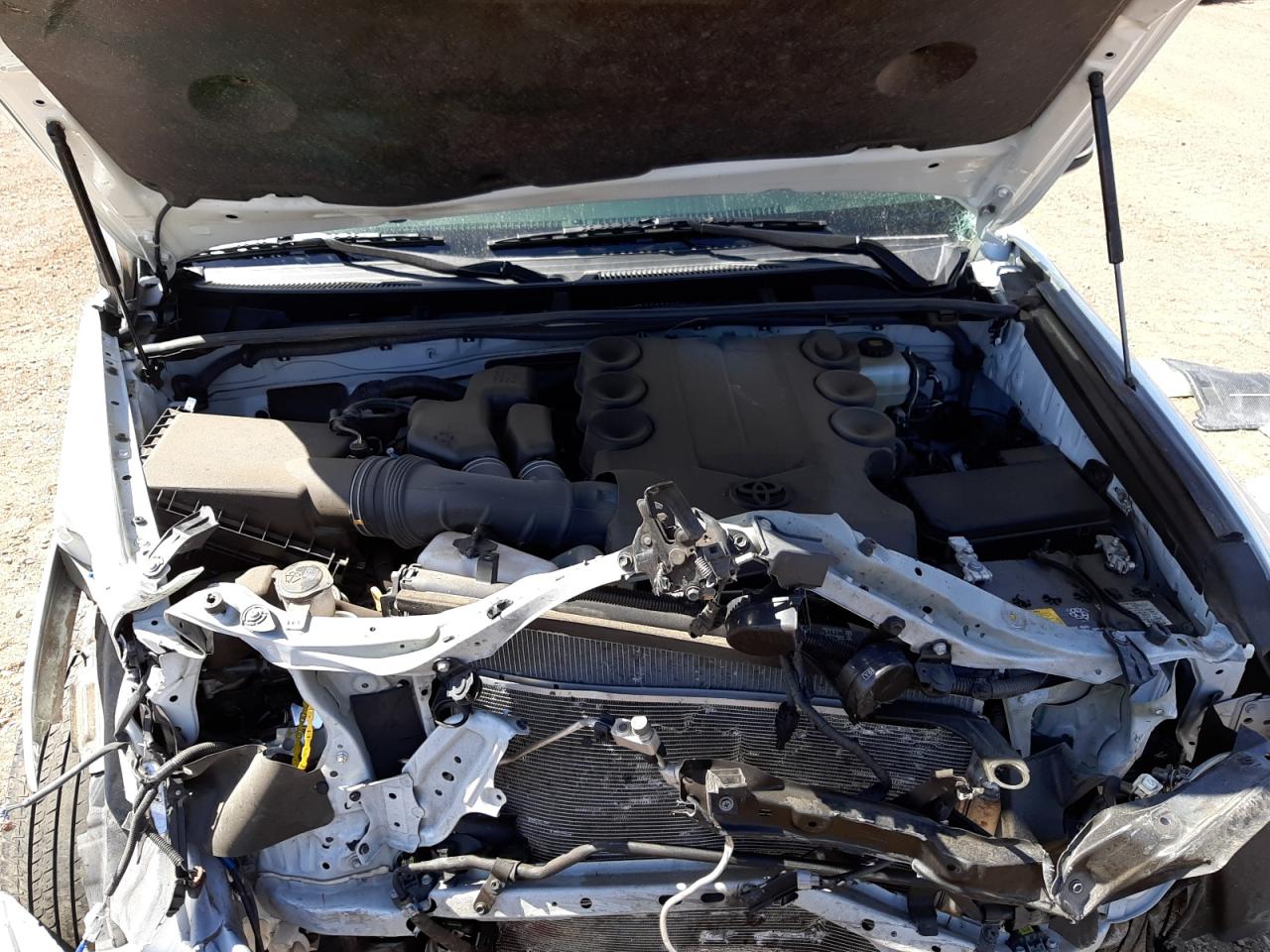Photo 7 from auction – 2019 TOYOTA 4 RUNNER with VIN JTEBU5JR3K5674331