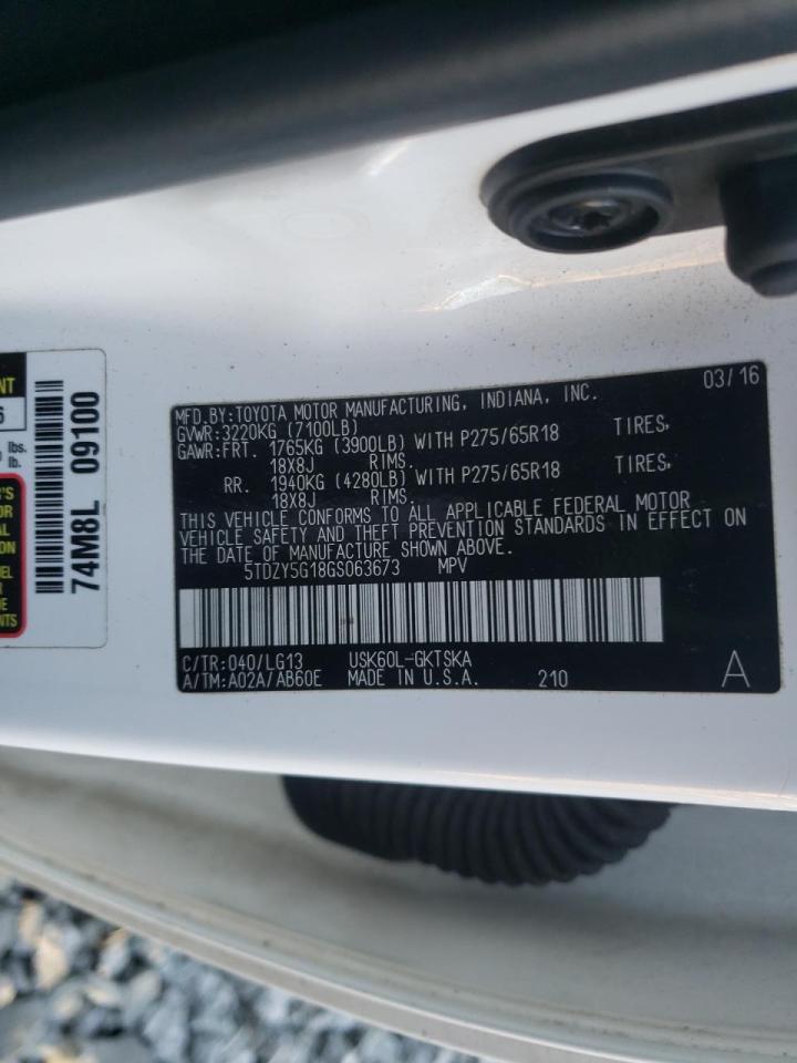 Photo 10 from auction – 2016 TOYOTA SEQUOIA SR with VIN 5TDZY5G18GS063673