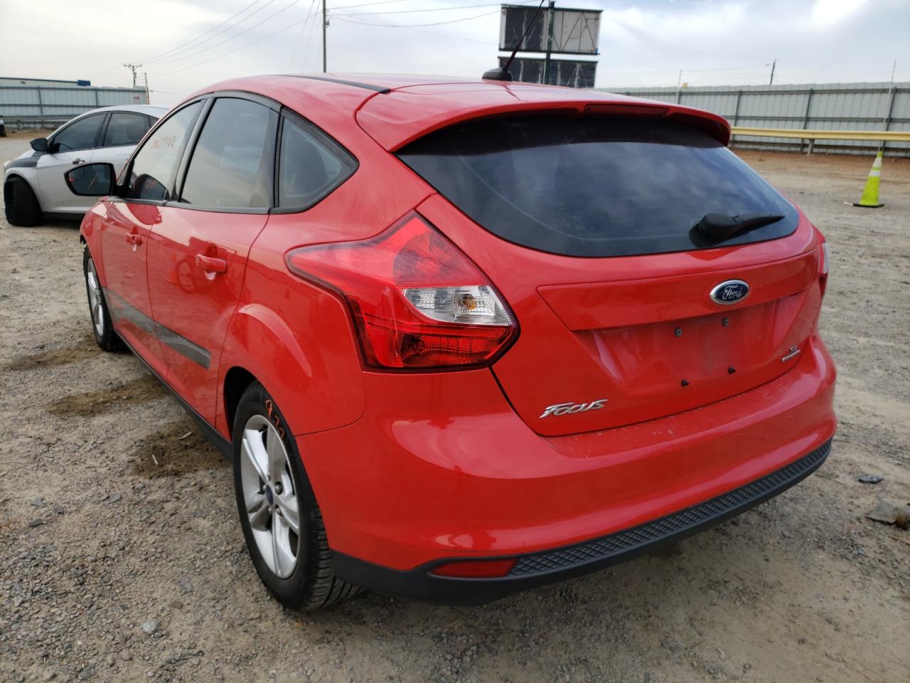 Photo 3 from auction – 2014 FORD FOCUS with VIN 1FADP3K2XEL167524