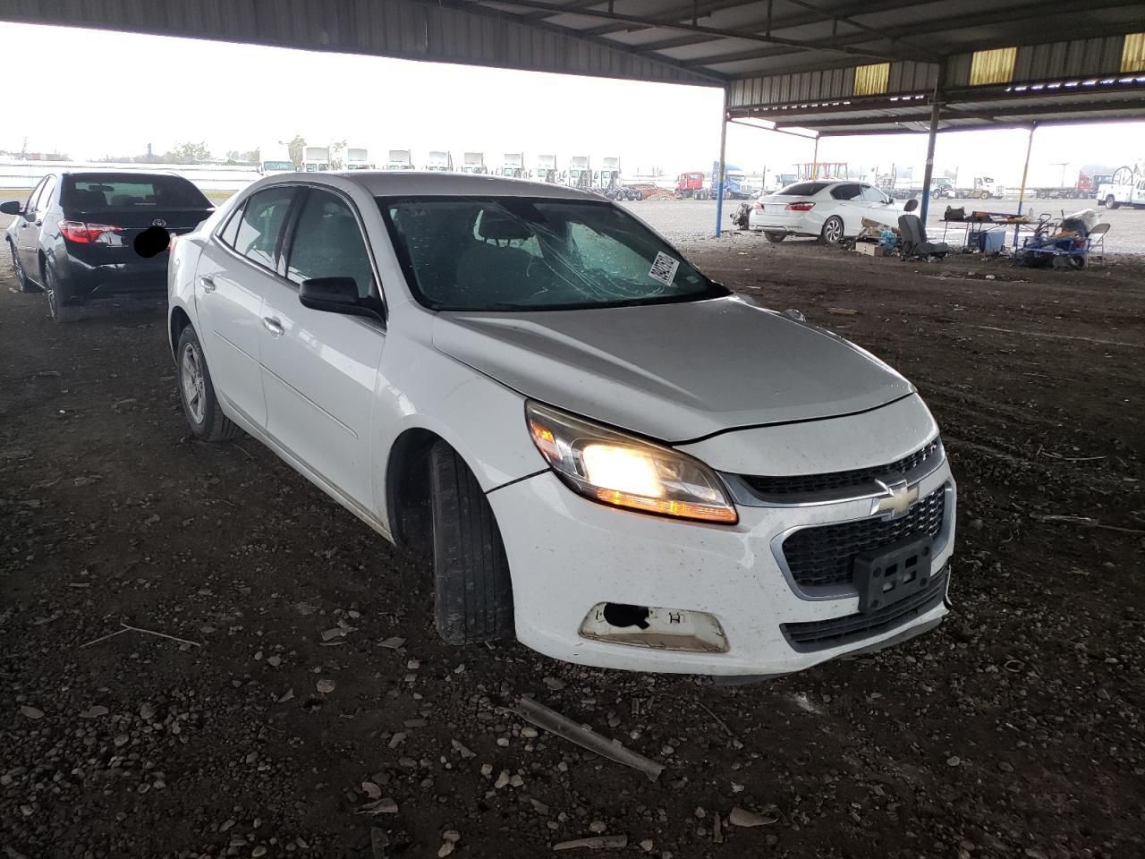 CHEVROLET MALIBU LS 2015 with VIN 1G11B5SL7FF352106 - Photo from auction