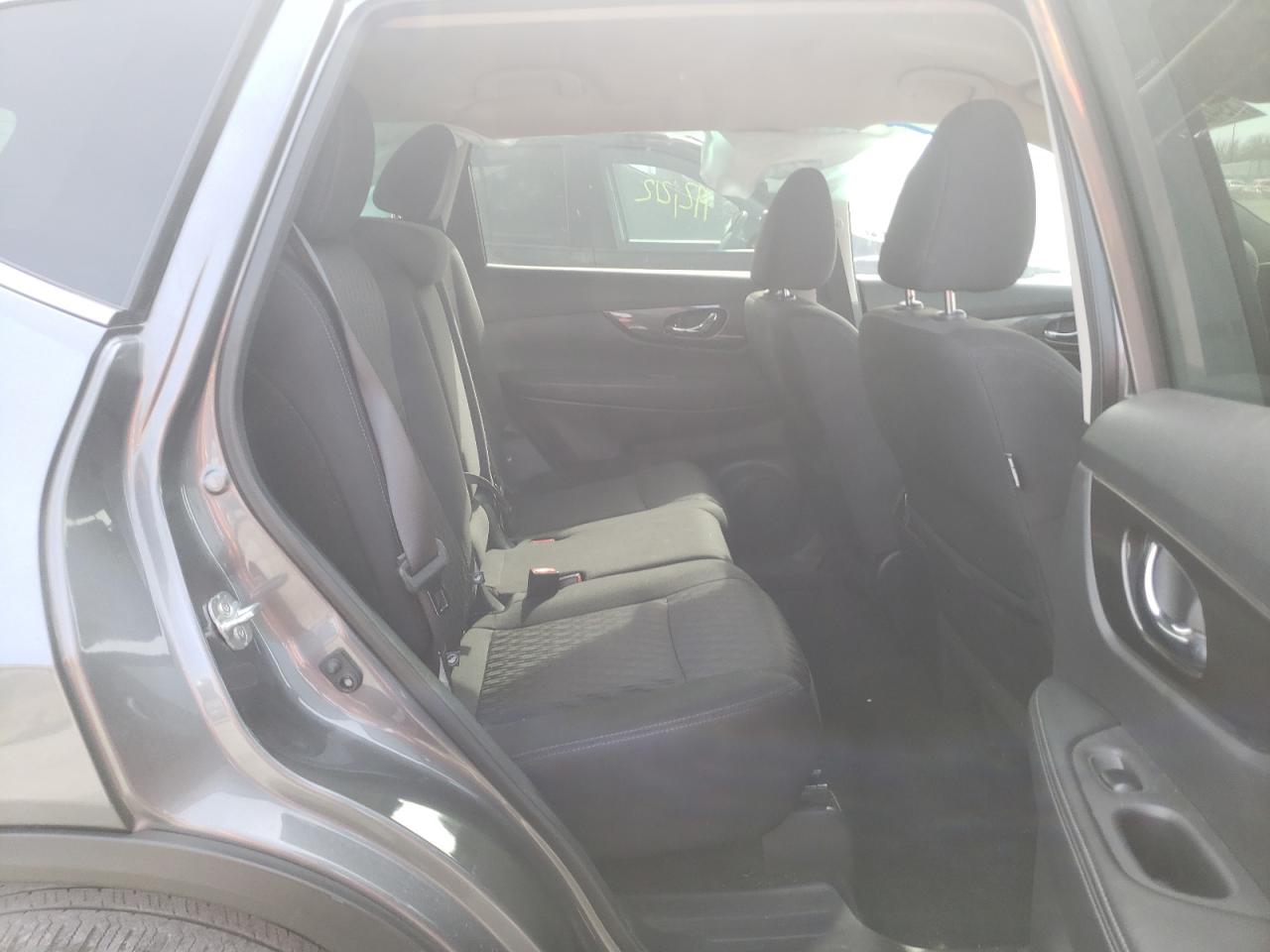 Photo 6 from auction – 2019 NISSAN ROGUE S with VIN 5N1AT2MT8KC837720