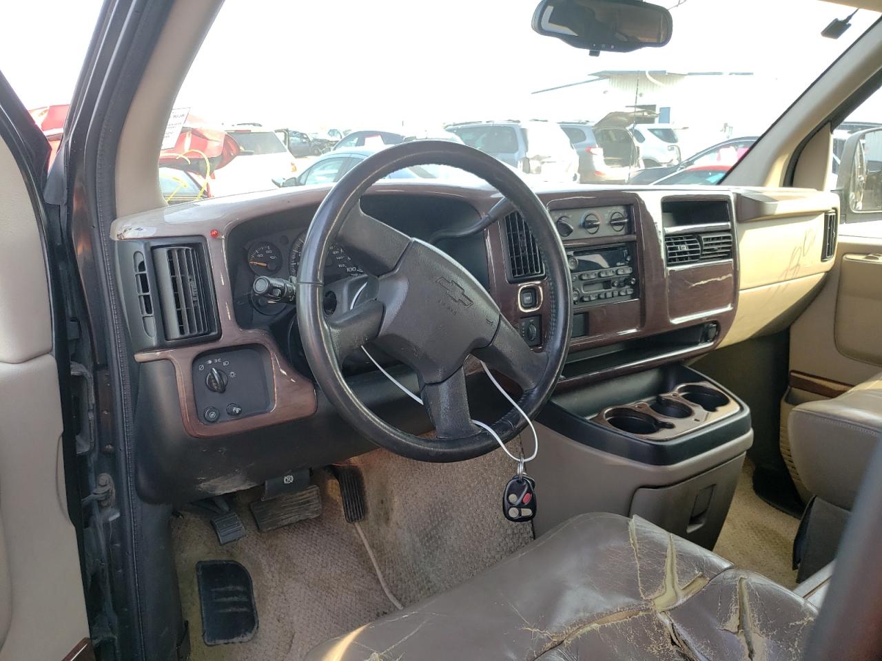 Photo 9 from auction – 2003 CHEVROLET EXPRESS G1 with VIN 1GBFH15T931155757