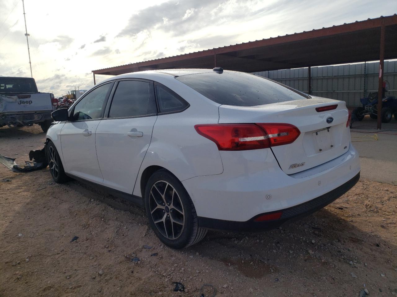Photo 3 from auction – 2017 FORD FOCUS SEL with VIN 1FADP3H21HL342013
