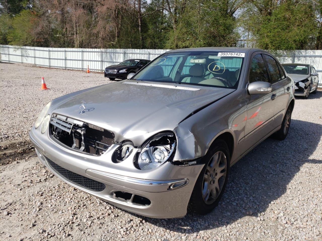 Photo 2 from auction – 2004 MERCEDES-BENZ E 320 with VIN WDBUF65J34A470039