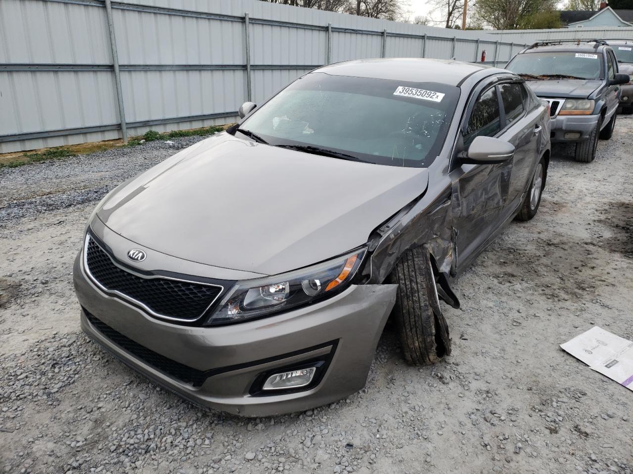 Photo 2 from auction – 2015 KIA OPTIMA LX with VIN 5XXGM4A73FG433177