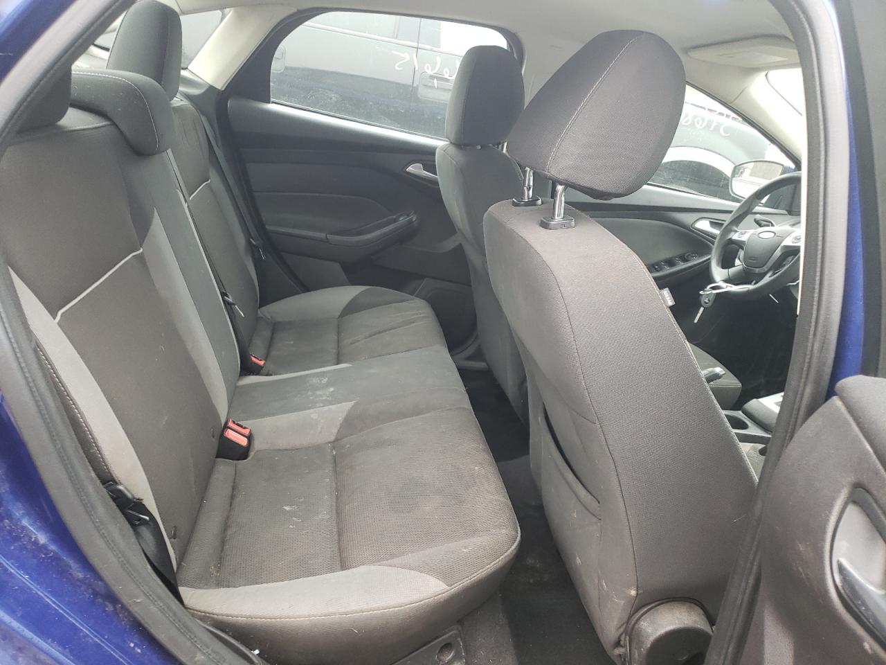 Photo 6 from auction – 2012 FORD FOCUS SE with VIN 1FAHP3F29CL464373