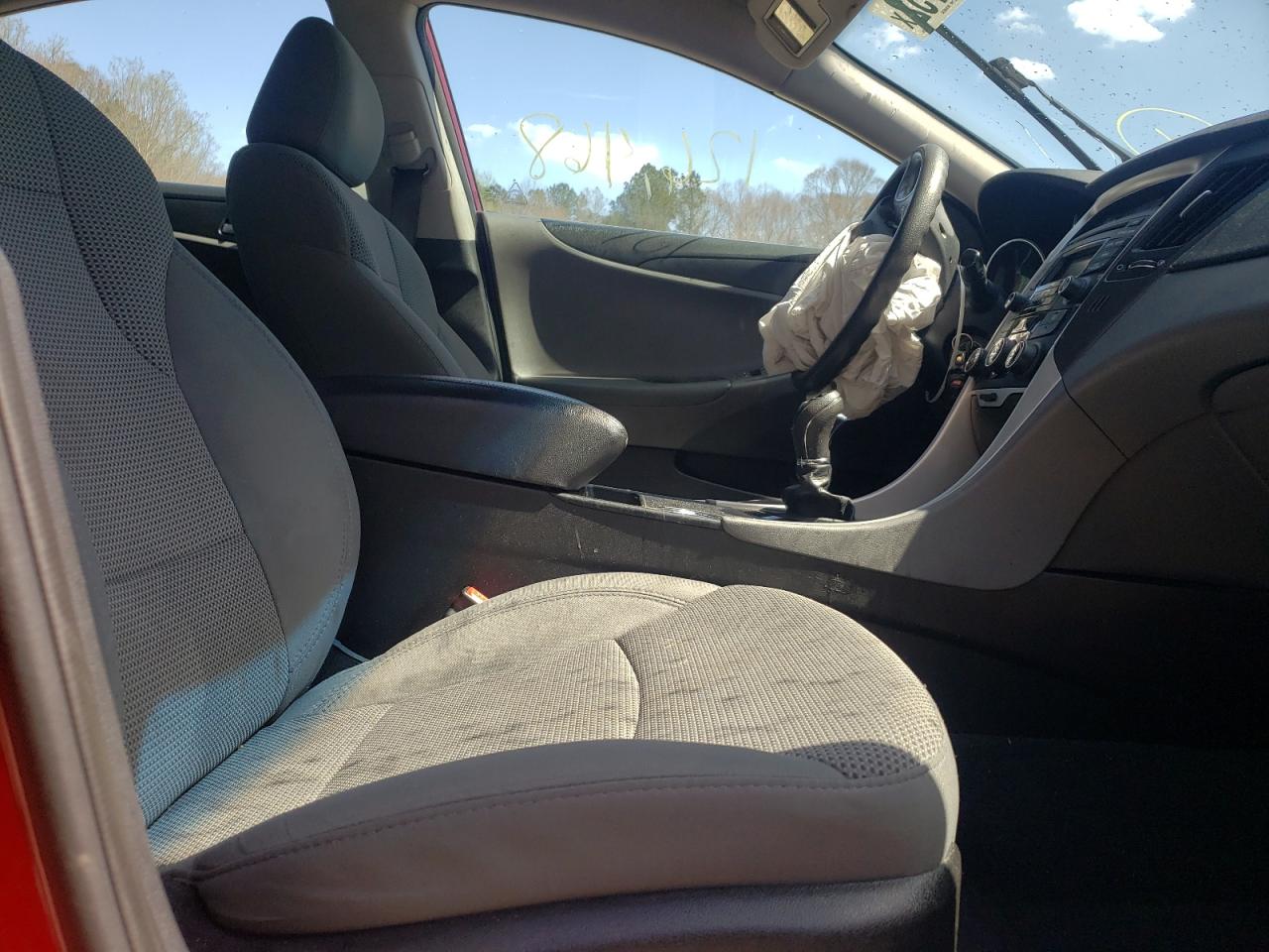 Photo 19 from auction – 2014 HYUNDAI SONATA GLS with VIN 5NPEB4AC4EH878279