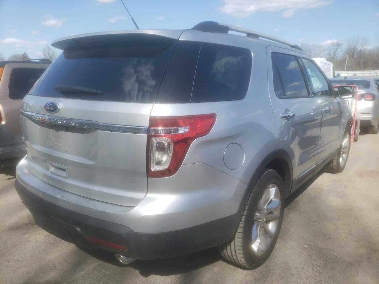 Photo 4 from auction – 2013 FORD EXPLORER X with VIN 1FM5K7D87DGC56959