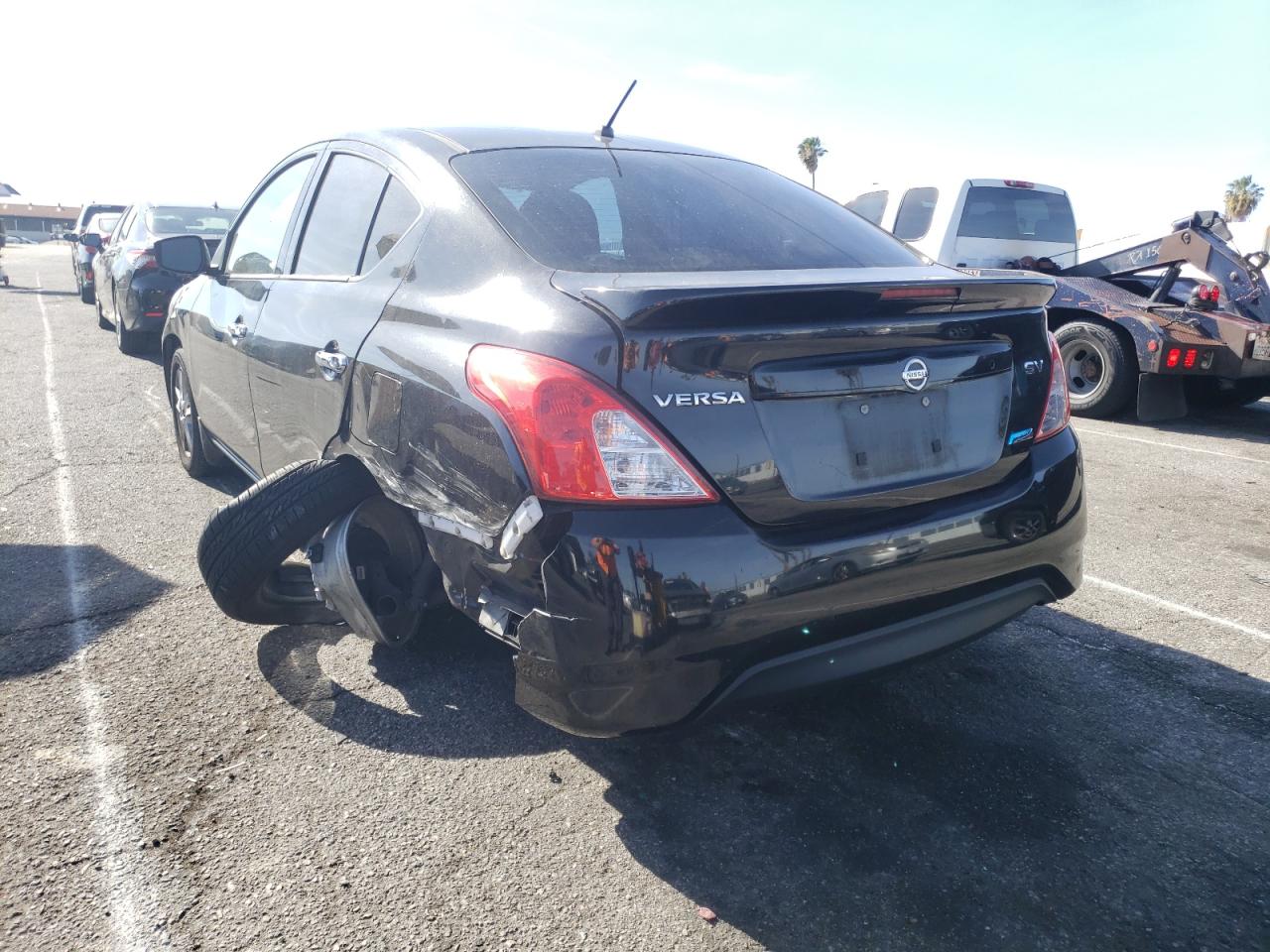 Photo 3 from auction – 2015 NISSAN VERSA S with VIN 3N1CN7AP0FL819866