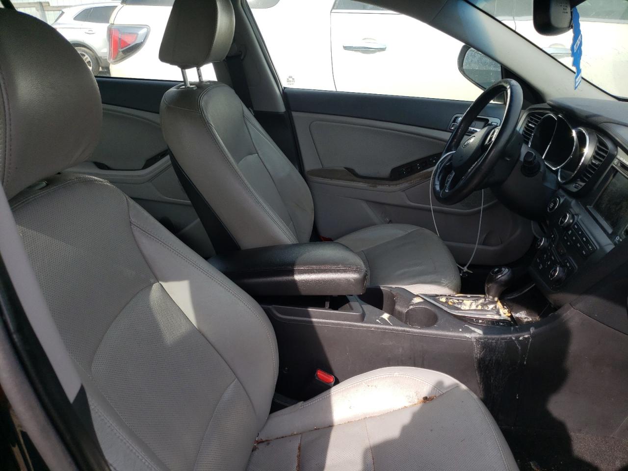 Photo 5 from auction – 2012 KIA OPTIMA EX with VIN 5XXGN4A78CG040171