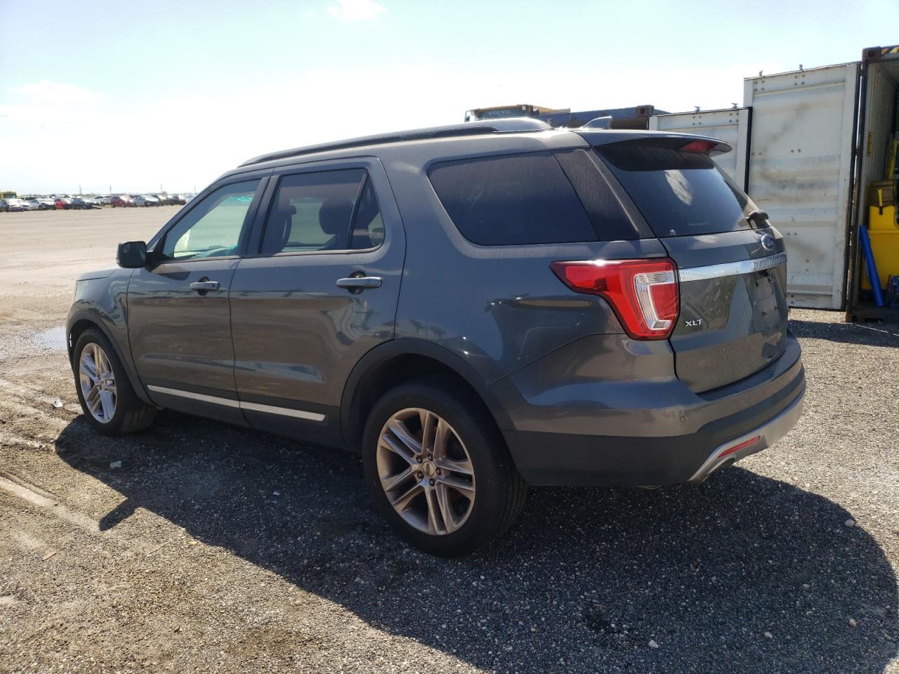 Photo 3 from auction – 2016 FORD EXPLORER X with VIN 1FM5K8D82GGC97123
